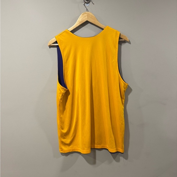 Laurier Golden Hawks Basketball Practice Jersey - Picture 4 of 7